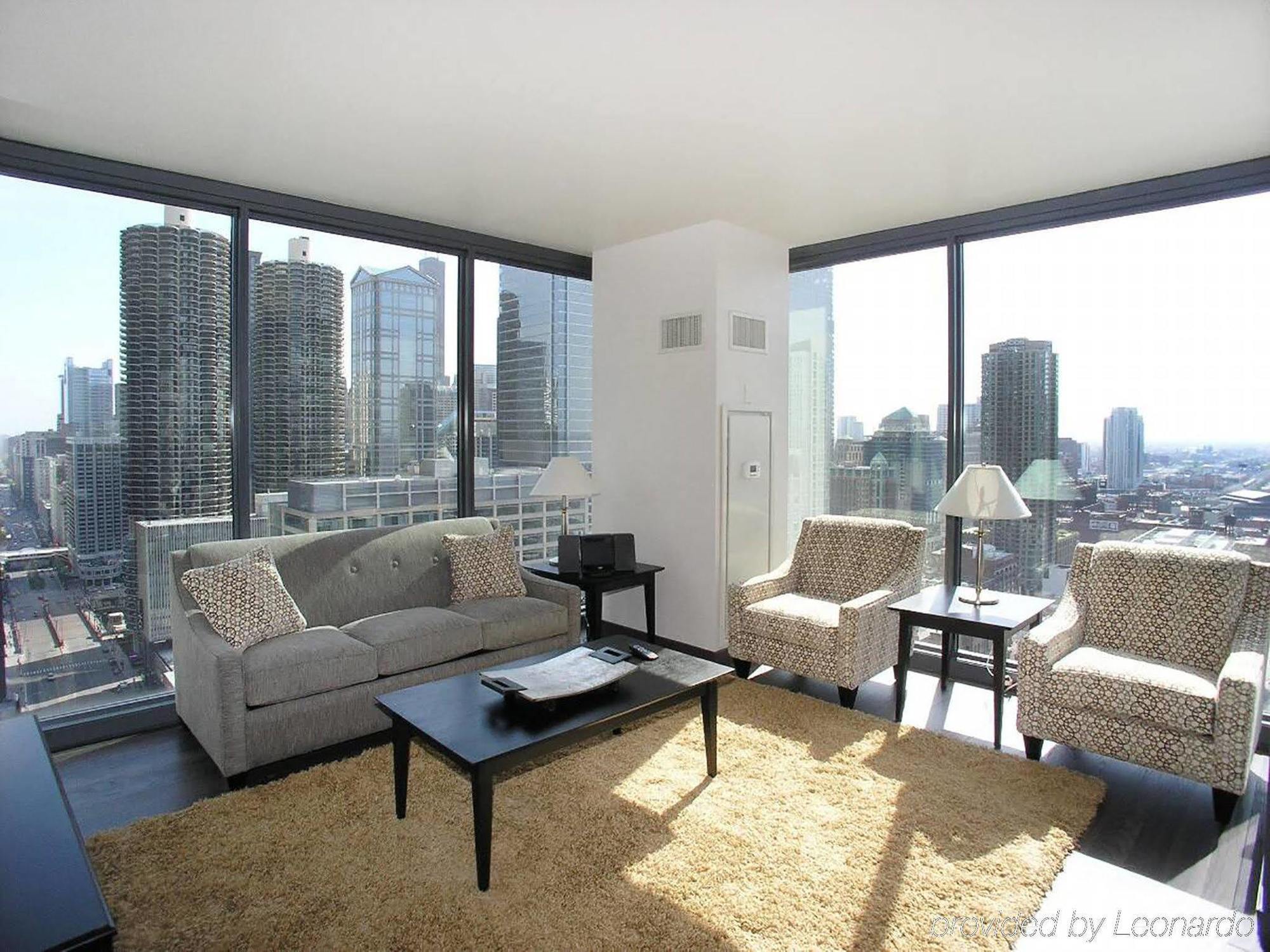 Bridgestreet At State And Grand Aparthotel Chicago Bilik gambar