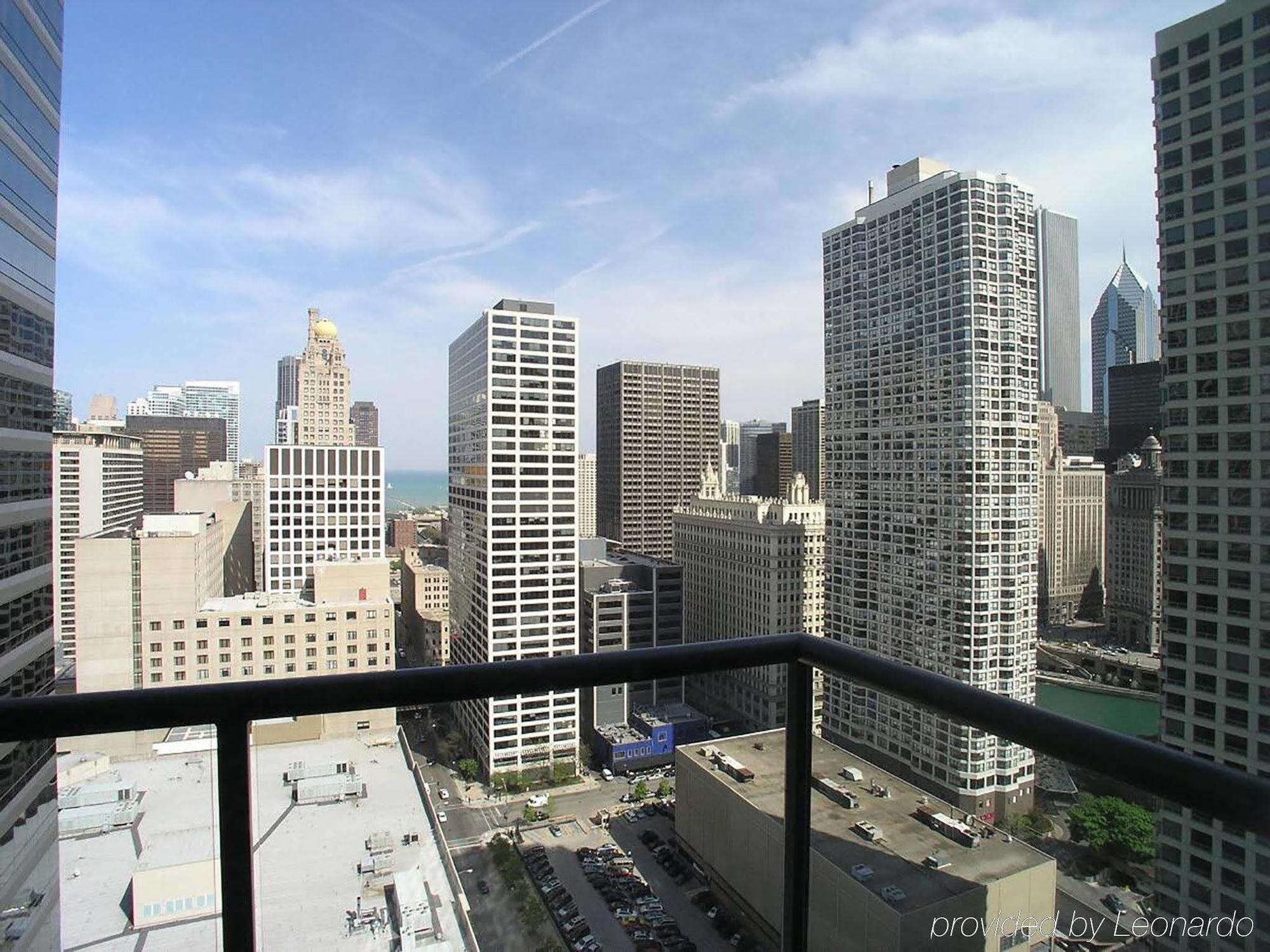 Bridgestreet At State And Grand Aparthotel Chicago Bilik gambar