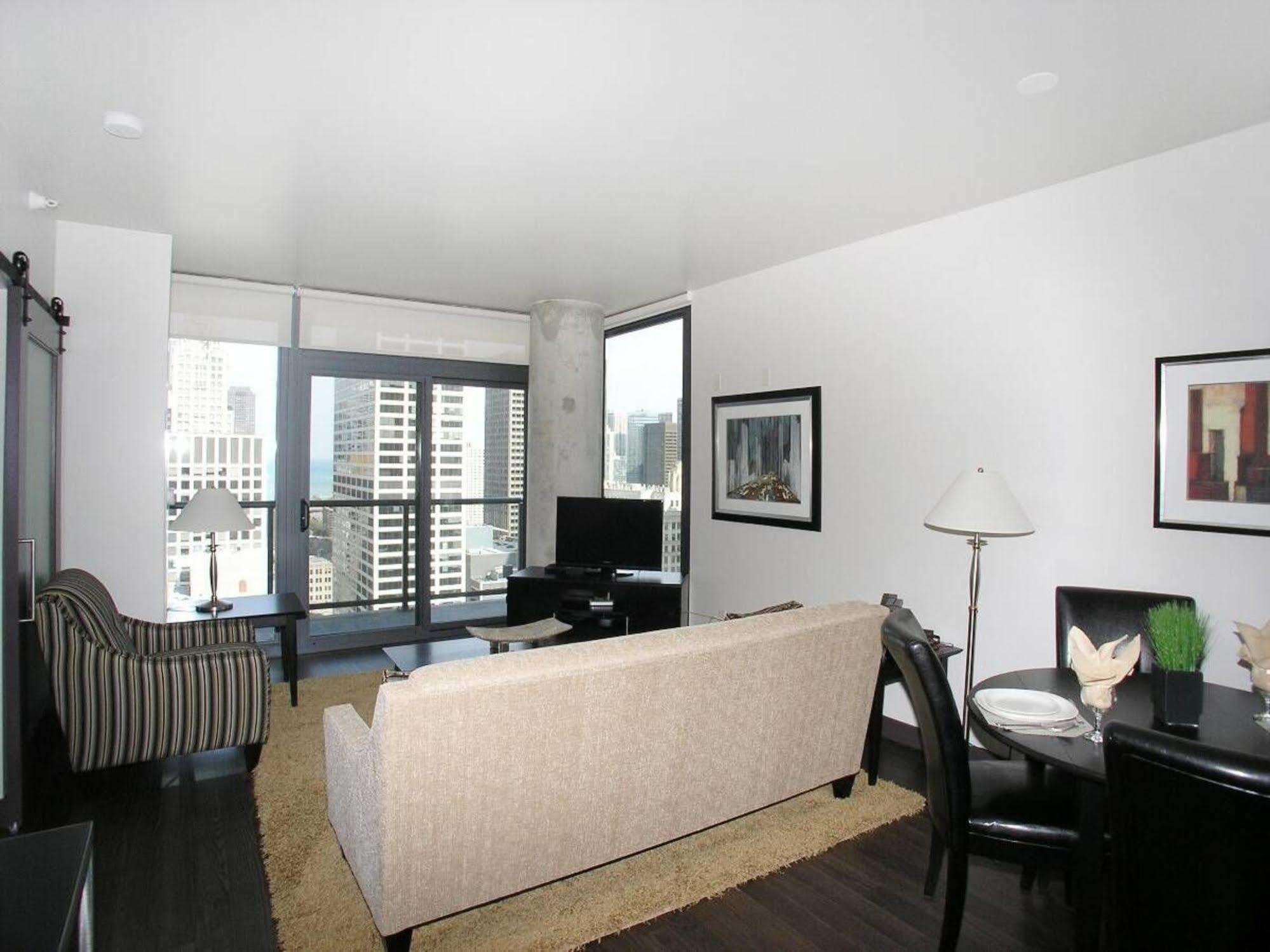Bridgestreet At State And Grand Aparthotel Chicago Luaran gambar